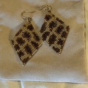 Leopard/cheetah print beige/tan gold and brown earrings